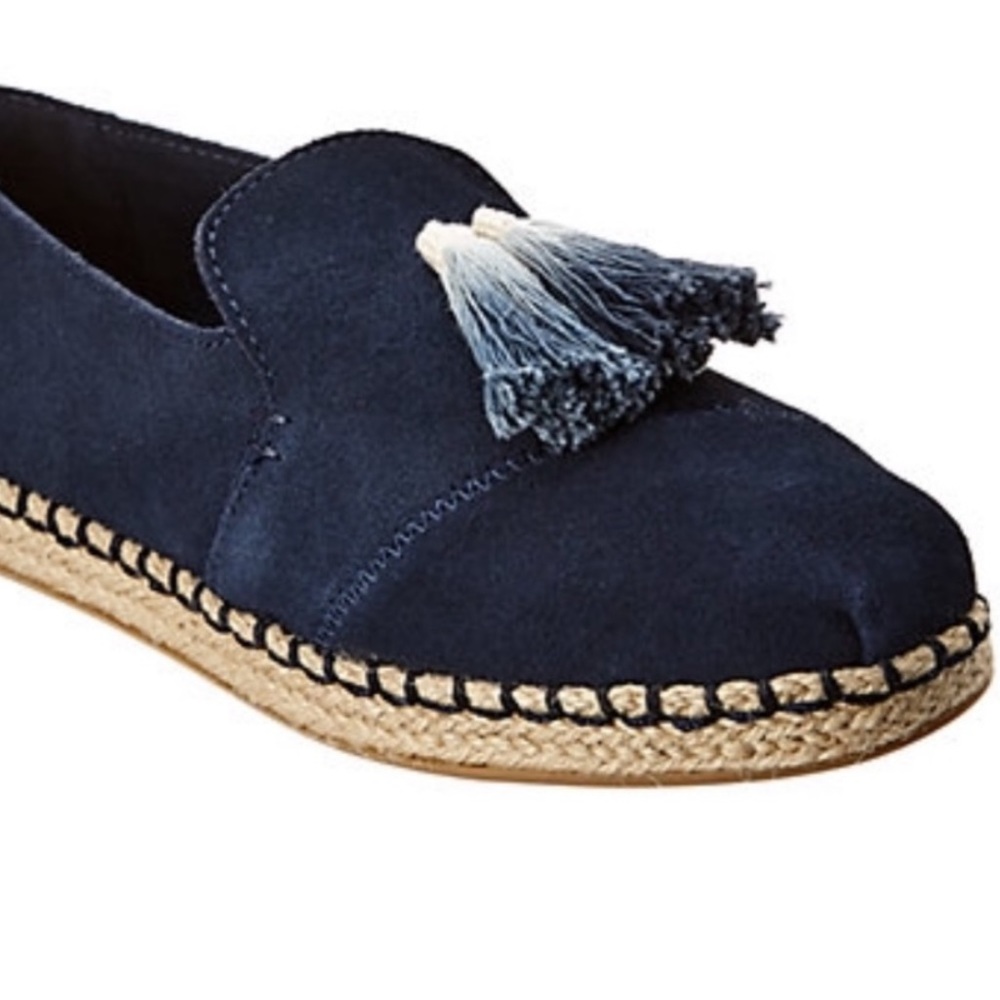 Toms Shoes